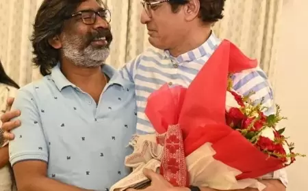पूर्व सांसद डॉ. अजय कुमार की हेमंत सोरेन से मुलाकात, इंडिया गठबंधन को करेंगे मजबूत