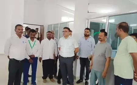 चाईबासा में नए कोल्हान और मानकी मुंडा न्यायालय का मंत्री दीपक बिरुवा ने किया निरीक्षण