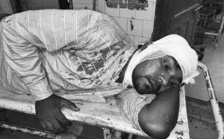 जमशेदपुर में दर्दनाक हादसा: एनएच 33 पर कार की टक्कर से गंभीर रूप से घायल हुए प्रखंड कार्यालय के कर्मचारी