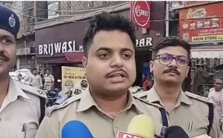 मुहर्रम के मद्देनजर जमशेदपुर पुलिस का बड़ा कदम, मानगो में फ्लैग मार्च कर दी कड़ी चेतावनी