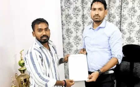 जमशेदपुर के बस्ती वासियों की बड़ी मांग: खेल मैदान के लिए उपायुक्त को सौंपा ज्ञापन!