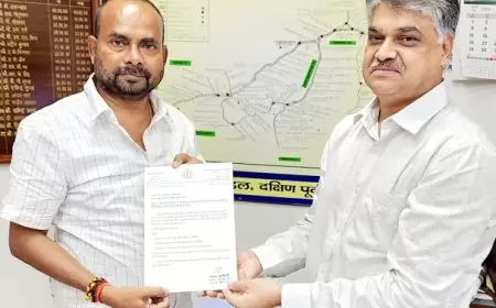 जुगसलाई विधायक ने डीआरएम से की मुलाकात, फुटओवर ब्रिज और अन्य विकास कार्यों की मांग