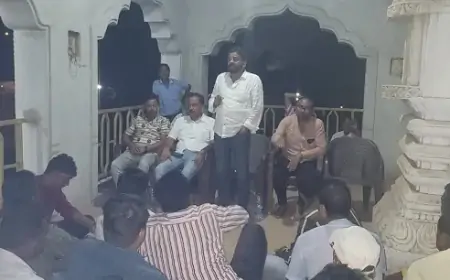 बहरागोड़ा में विधायक समीर मोहंती की बैठक: जन कल्याणकारी योजनाओं का प्रचार-प्रसार करने का निर्देश