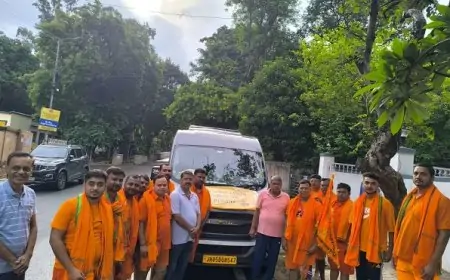 जुस्को श्रमिक यूनियन की टीम बाबाधाम रवाना, पांच दिवसीय यात्रा में करेंगे पूजा अर्चना