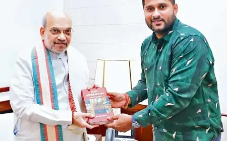 क्रिकेटर सौरभ तिवारी की राजनीति में धमाकेदार एंट्री, जमशेदपुर पूर्वी से लड़ सकते हैं चुनाव!