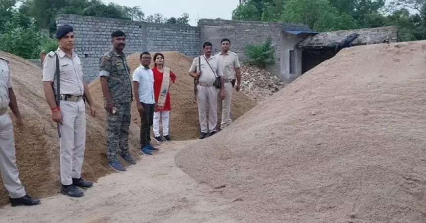 जमशेदपुर एसडीओ की बड़ी कार्रवाई: अवैध बालू, ईंट और गिट्टी का भंडारण पकड़ा, माफियाओं में मचा हड़कंप