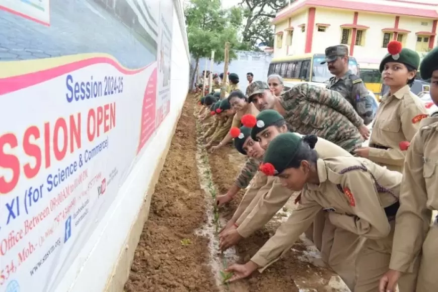 "एक कैडेट, एक वृक्ष" अभियान के तहत संत नन्दलाल स्मृति विद्या मंदिर के एनसीसी कैडेट्स ने स्कूल परिसर में पौधरोपण किया।