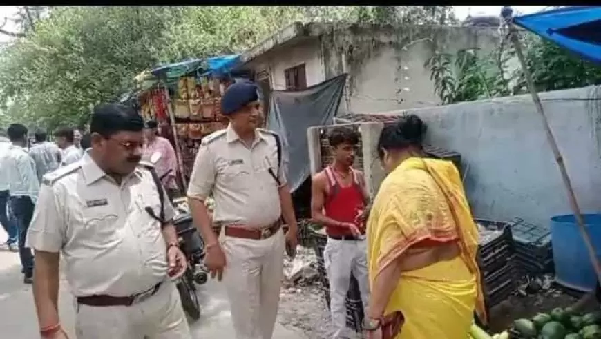 आदित्यपुर में ट्रैफिक पुलिस की सख्ती: अवैध पार्किंग और अतिक्रमण पर नकेल