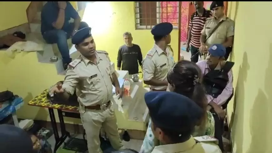 एसडीओ पारुल सिंह की छापामारी में 12 किलो गांजा और नकदी बरामद, आरोपी का पिता गिरफ्तार