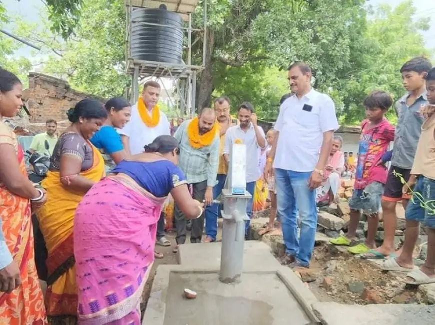 गोविंदपुर में विकास की लहर: विधायक मंगल कालिंदी ने रखी नई योजनाओं की नींव