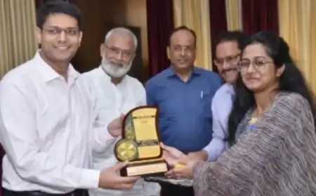 आजादनगर में ह्यूमन वेलफेयर ट्रस्ट ने नीट यूजी क्वालीफाई करने वाले छात्र-छात्राओं को किया सम्मानित, उपायुक्त ने छात्रों के उज्जवल भविष्य के लिए दिया मार्गदर्शन