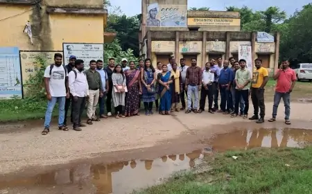 घाटशिला में आजीविका कर्मचारी संघ की बैठक, स्थायीकरण और अन्य मुद्दों पर हुई चर्चा