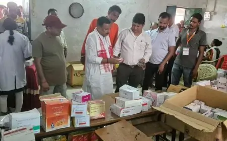आदिवासी बहुल पांडरापाथर में पहली बार हुआ नि:शुल्क स्वास्थ्य शिविर, डॉ. दिनेशानंद गोस्वामी के प्रयासों से 439 मरीजों को मिली मुफ्त चिकित्सा सुविधा