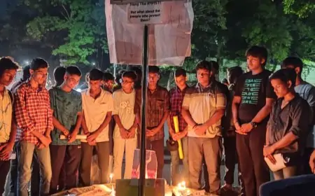 जमशेदपुर के युवाओं में बंगाल की घटना को लेकर जबरदस्त आक्रोश, टेल्को में 100 से अधिक छात्रों ने कैंडल मार्च निकाल की कड़ी कार्रवाई की मांग