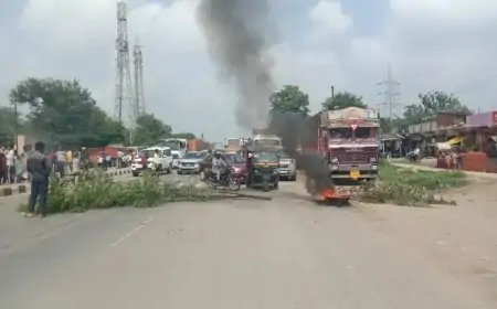 सरायकेला और चांडिल में भारत बंद का असर: जेबीकेएसएस के सदस्यों का जोरदार प्रदर्शन, परिचालन ठप