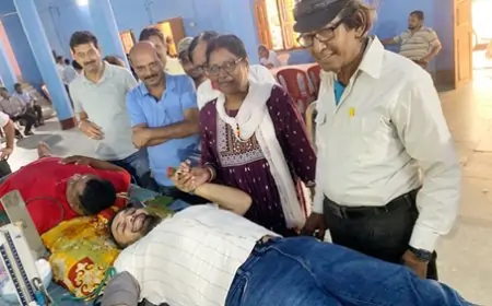 बहरागोड़ा में रक्तदान शिविर का आयोजन, पूर्व विधायक कुणाल षाड़ंगी ने किया रक्तदान