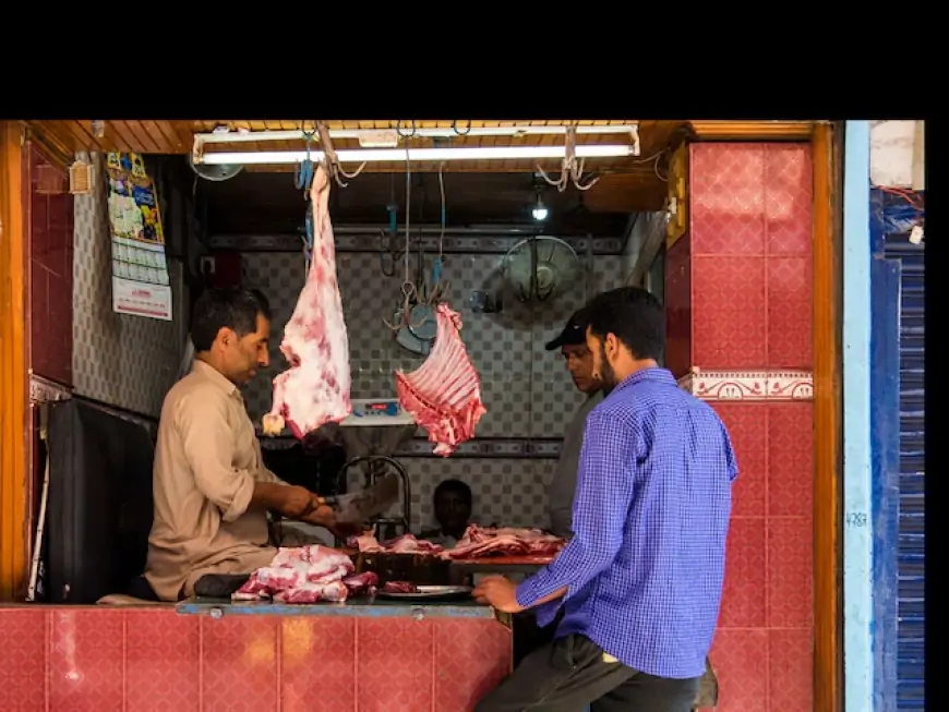 गम्हरिया बाजार से मांस दुकानों को हटाने की कवायद शुरू, आदित्यपुर नगर निगम ने की कार्रवाई