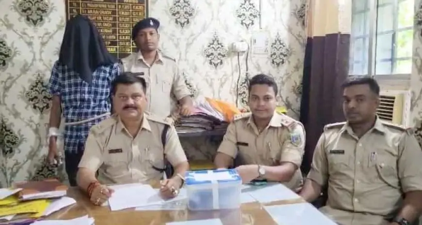 डांगोडीह में हथियार लेकर घूम रहा था साजिद, पुलिस की छापेमारी में धरा गया! देखें क्या मिला उसके पास?