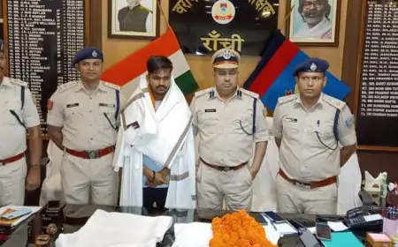 प्रेमिका की पहल पर टीएसपीसी एरिया कमांडर राहुल का सरेंडर, रांची के ग्रामीण इलाकों में मचाया था आतंक