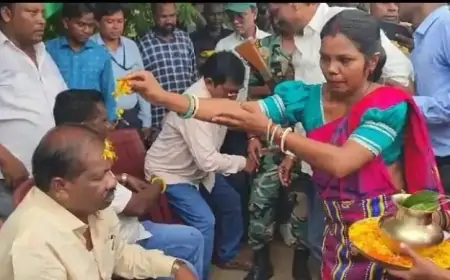 कांड्रा चौक पर झामुमो नेताओं ने किया मंत्री रामदास सोरेन का भव्य स्वागत, झामुमो की पुनर्वापसी का दावा