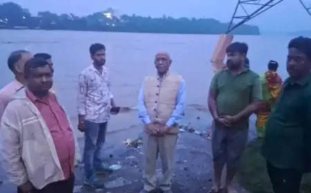 जमशेदपुर में बाढ़ का खतरा: स्वर्णरेखा और खरकई नदियों का जलस्तर बढ़ा, विधायक सरयू राय ने किया दौरा