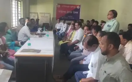 चाकुलिया में दुर्गा पूजा की तैयारी, शांति समिति की बैठक में दिए गए निर्देश