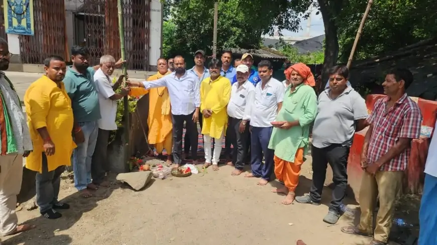 विधायक मंगल कालिंदी ने पूजा पंडालों का भूमि पूजन और उद्घाटन किया, क्षेत्रवासियों के सुख-समृद्धि की की कामना