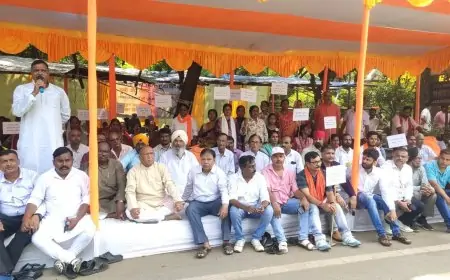 विधायक सरयु राय का धरना: जमशेदपुर की योजनाएं लंबित, प्रशासन पर उठाए सवाल