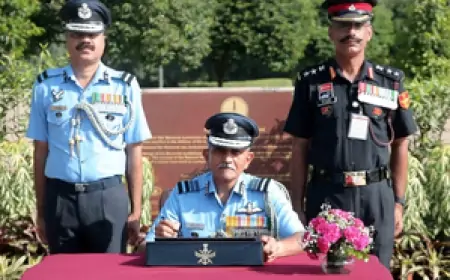 एयर मार्शल एसपी धारकर बने भारतीय वायुसेना के नए उप प्रमुख, 3600 घंटे की उड़ान का अनुभव