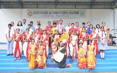 संत नंदलाल स्मृति विद्या मंदिर में दुर्गा पूजा का भव्य कार्यक्रम, छात्राओं ने किया अद्भुत प्रदर्शन