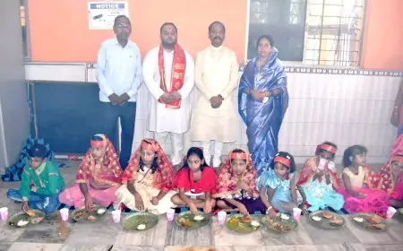 महानवमी पर राज्यपाल रघुवर दास ने 251 कन्याओं का पूजन कर की देवी शक्ति की आराधना