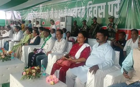 पूर्व विधायक मंगल सिंह बोबोंगा ने श्रद्धांजलि सभा में कहा: "शहीद देवेंद्र मांझी गरीबों के मसीहा थे"