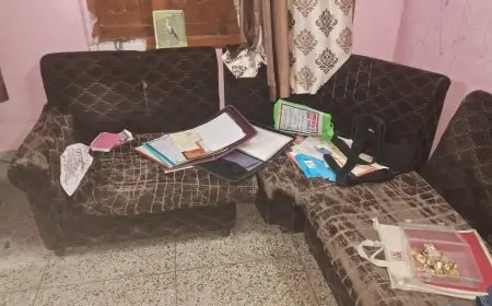 आदित्यपुर में देर रात चोरों का आतंक, मकान मालिक और किरायेदार दोनों के घरों में लाखों की चोरी