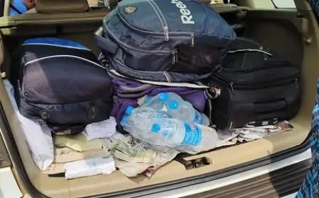 चाईबासा में आचार संहिता के तहत जांच, कार से 1.48 लाख रुपये बरामद