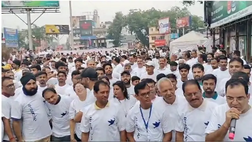 जमशेदपुर: गांधी जयंती पर सद्भावना दौड़ में उमड़ा जनसैलाब, 15 हजार लोगों ने लिया भाग