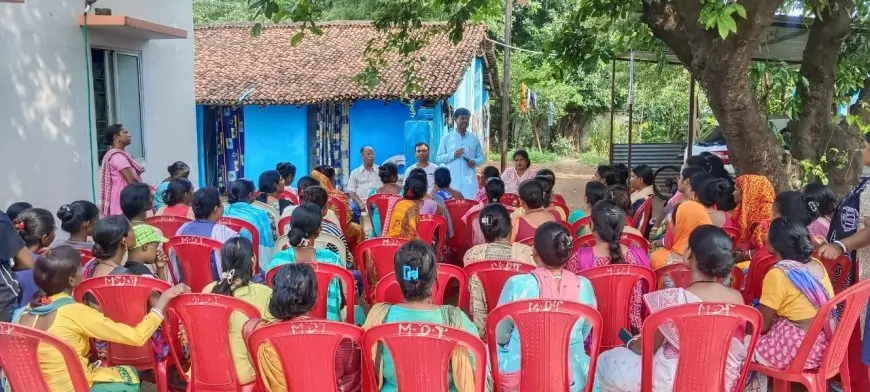 भाजपा नेता दिनेश कुमार की बैठक: महिलाओं को मिलेंगे 25,200 रुपये और सस्ते गैस सिलेंडर!