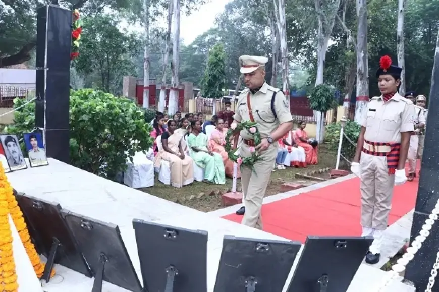 चाईबासा में पुलिस संस्मरण दिवस पर शहीदों को दी गई श्रद्धांजलि, रक्तदान शिविर का आयोजन