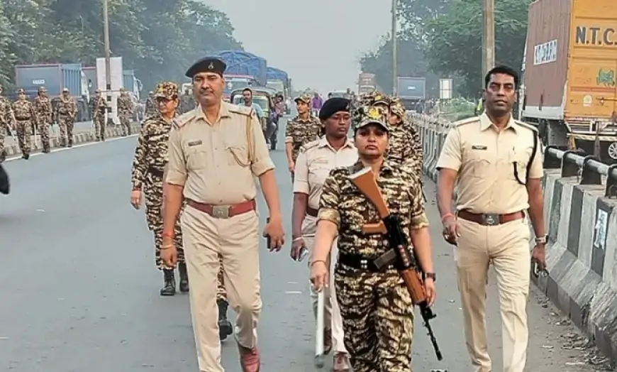 झारखंड विधानसभा चुनाव 2024: आदित्यपुर में पुलिस और सीआरपीएफ का फ्लैग मार्च