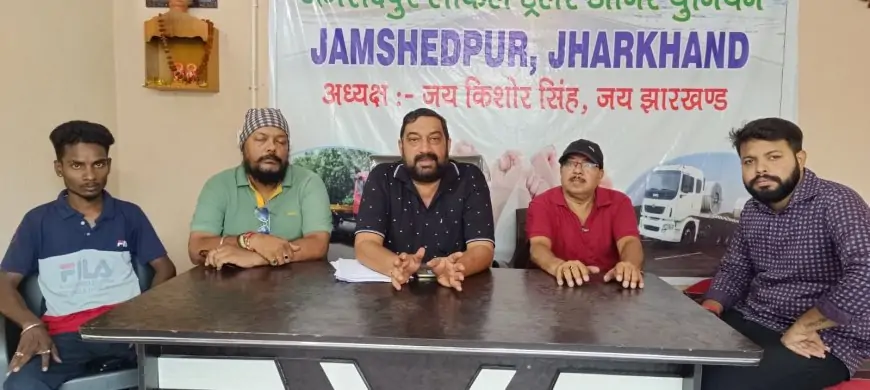 ट्रेलर ओनर यूनियन की मांगें अनसुनी, 26 अक्टूबर से अनिश्चितकालीन हड़ताल का ऐलान