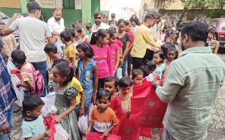 दीपावली की अनोखी पहल: बागबेड़ा में बच्चों की मुस्कान बनी ‘अर्पण’ परिवार की सौगात