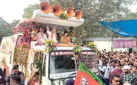 अमित शाह का जमशेदपुर में भव्य रोड शो, एनडीए प्रत्याशियों के लिए मांगे वोट