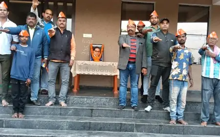 Jamshedpur: भाजपा कार्यकर्ताओं ने संविधान दिवस पर बाबा साहब को दी श्रद्धांजलि, जानें क्यों है यह दिन खास