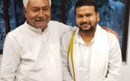 Nawada Politics : एमएलसी अशोक कुमार ने जदयू का थामा हाथ, आरजेडी को बड़ा झटका