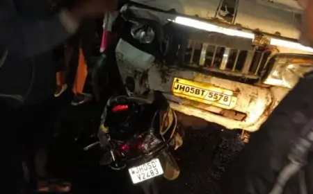 Parsudih Accident : तेज रफ्तार पिकअप वैन ने ली मजदूर की जान, स्कूटी सवार समेत कई घायल