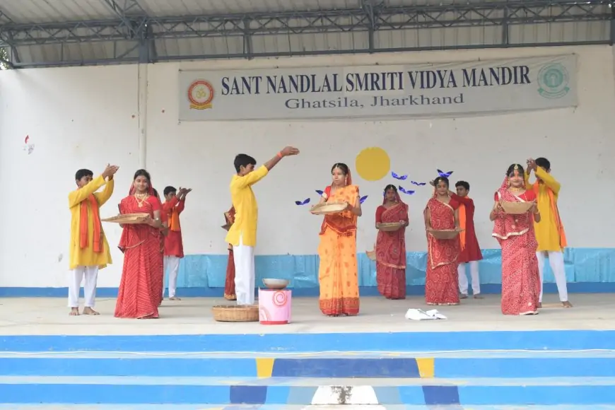 संत नन्दलाल स्मृति विद्या मंदिर में धूमधाम से मनाया गया छठ महापर्व