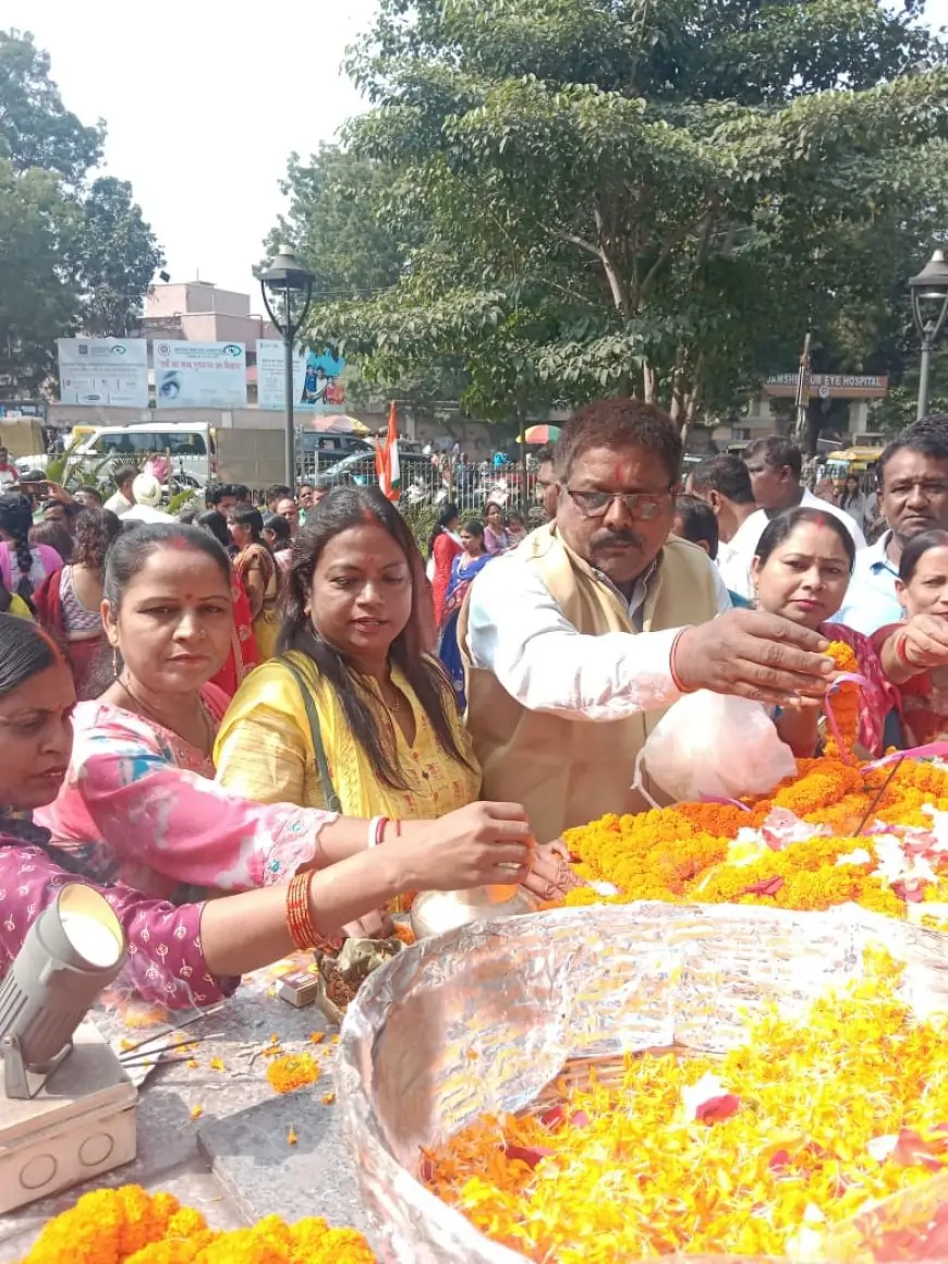 Sakchi Celebration: बिरसा मुंडा जयंती और झारखंड दिवस पर गूंजा गोंड समाज का गौरव