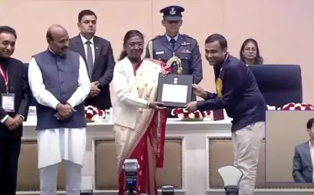 Jharkhand Proud: राष्ट्रपति ने दिव्यांगों के लिए काम करने वाले विनीत सरायवाला को किया सम्मानित