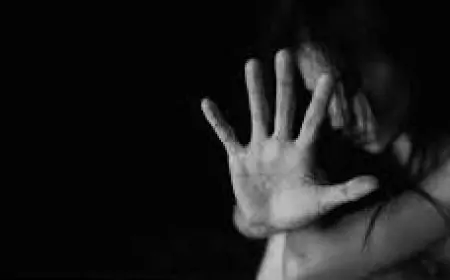 Jharkhand Crime: मासूम के पास सो रही महिला से हैवानियत, दरवाजा तोड़ घुसा दरिंदा