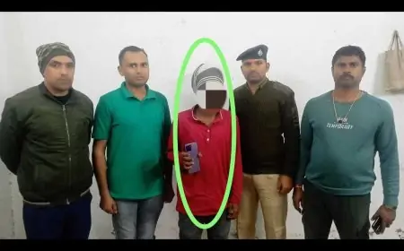 Jamshedpur: जेल से छूटते ही फिर पकड़ा गया मोबाइल चोर, RPF की कार्रवाई में गिरफ्तार