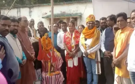 Jamshedpur Rural: पोटका से दूसरी बार विधायक बनने पर संजीव सरदार को सम्मानित किया